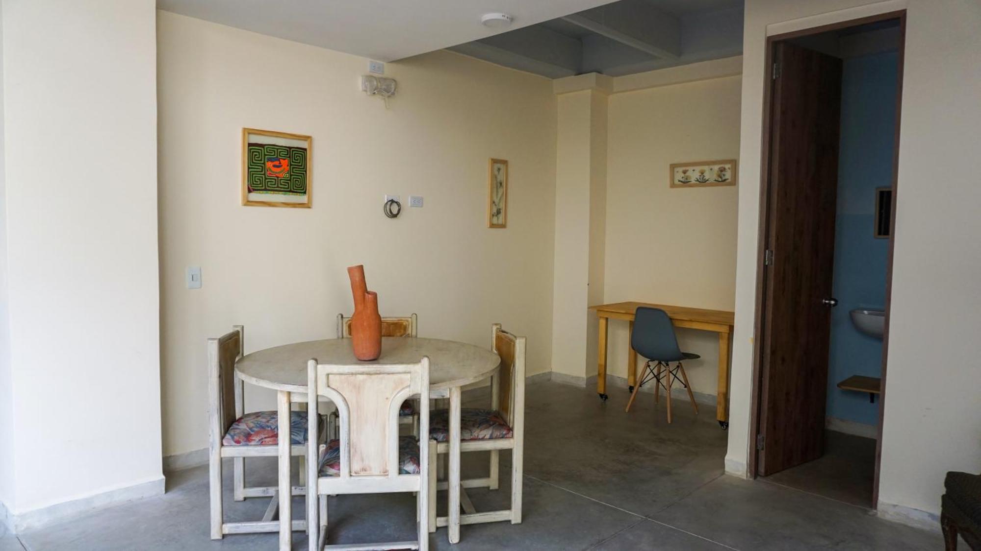 Selva House Bed and Breakfast Medellín Exteriör bild